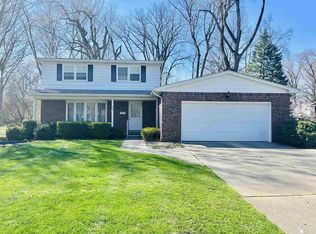 1525 Arbor Ave, Monroe, MI 48162