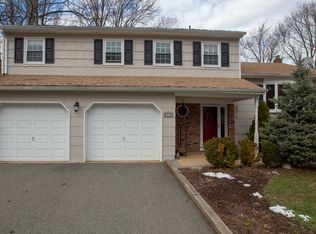 220 W 1st St, Edison, NJ