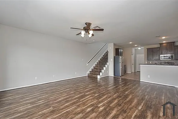18210 Amalfi Coast Dr — Photo 17