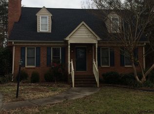 220 Ridge Ct, Burlington, NC 27215