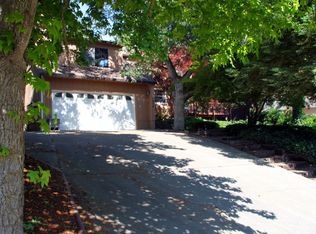 1054 Tamara Cir, Medford, OR 97504