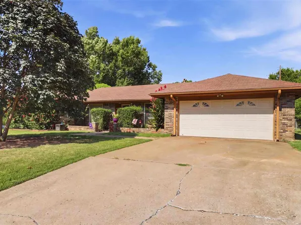 910 N Benjamin St, Stillwater, OK 74075