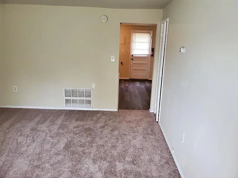 1113 Haverhill Rd #G — Photo 4