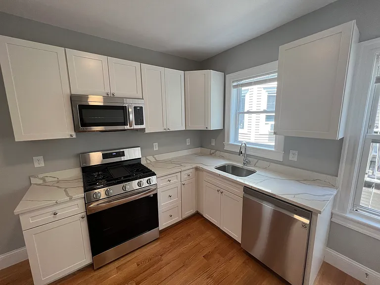 33 Hancock St #2 — Photo 11