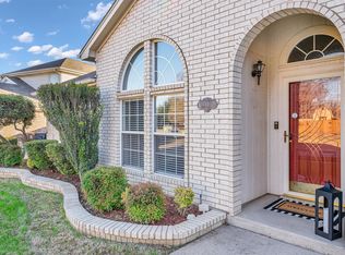 6741 Big Springs Dr, Arlington, TX 76001