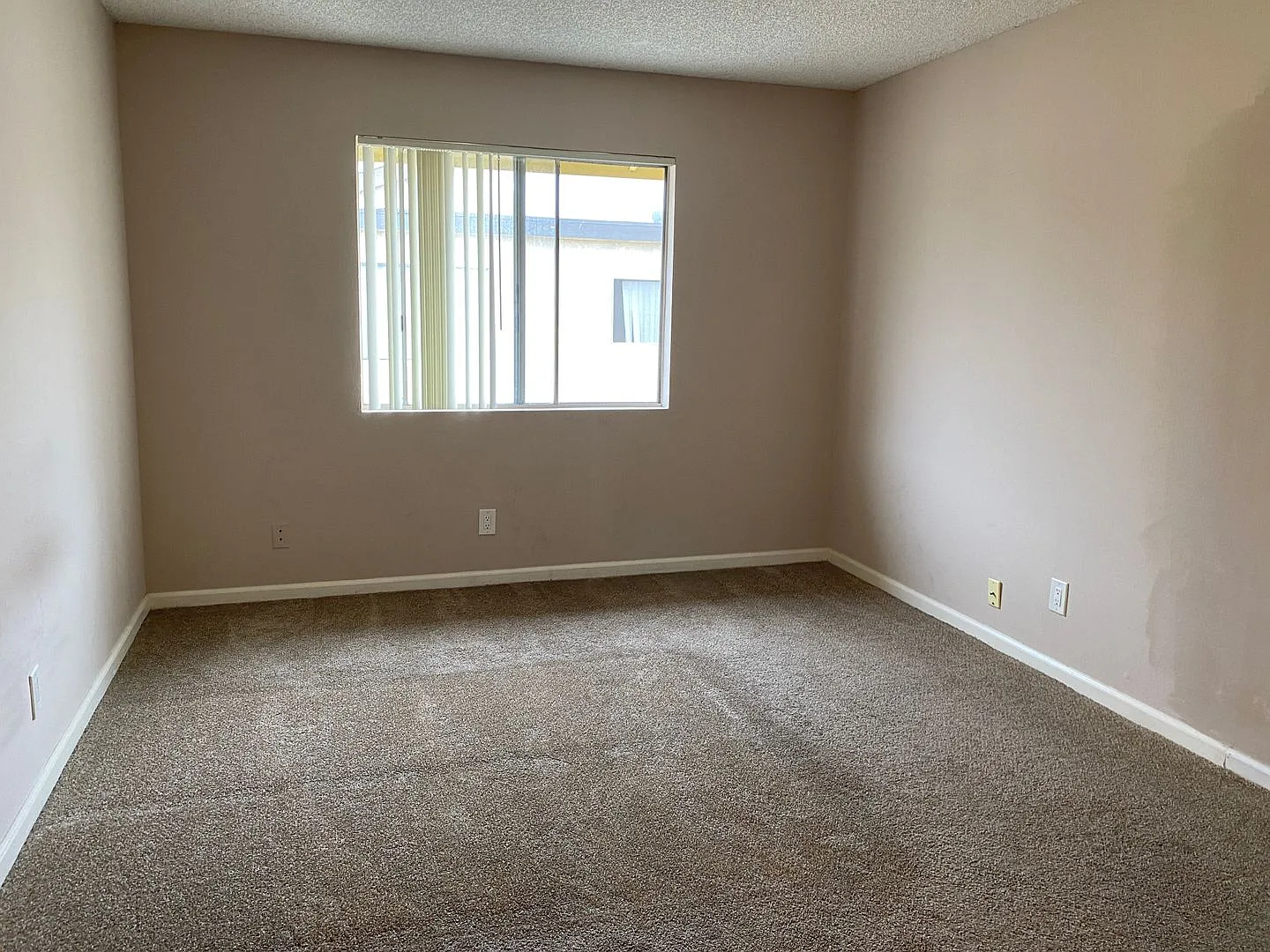 7881 Holt Dr. — Photo 4