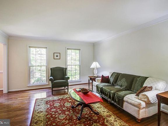4th image of 7925 Bressingham Dr