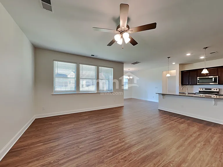112 Twin River Dr — Photo 7