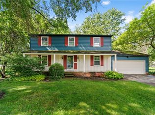 620 Millard Dr, Bay Village, OH