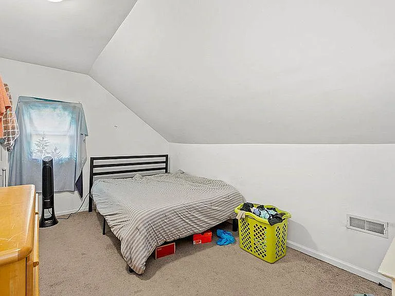 2417 Leticoe St #2 — Photo 10