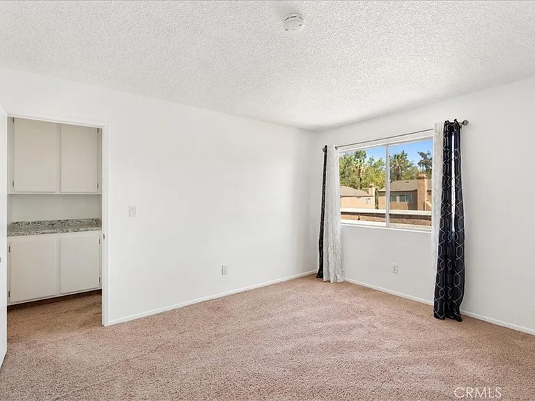 162 Tamarisk St — Photo 15