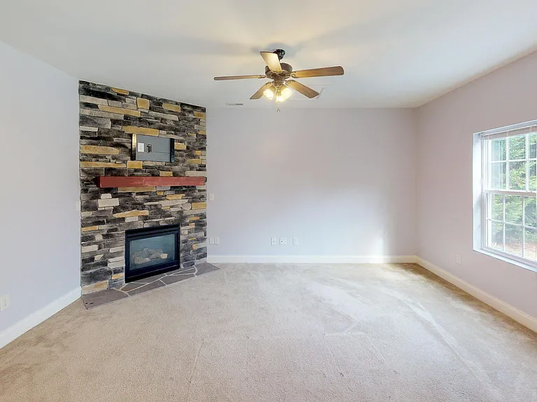 2771 Timber Cove Ln — Photo 3