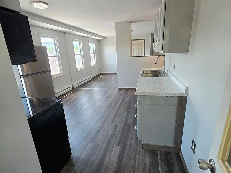 1201-1203 S Hanover St. — Photo 21