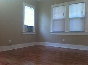 3rd image of 1616 Penn Ln
