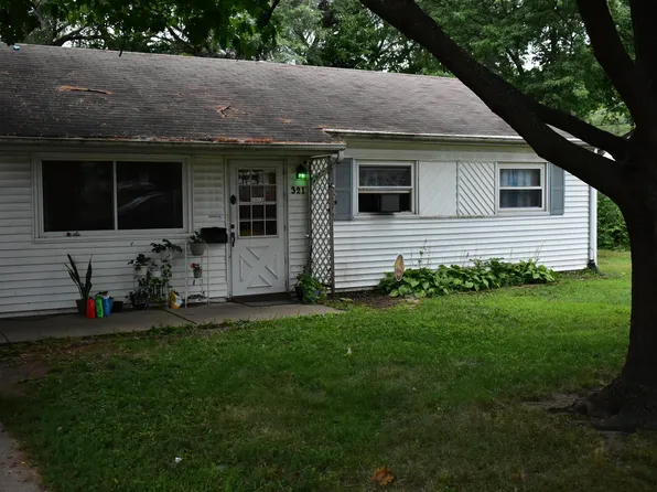 321 Arrow St, Pekin, IL 61554