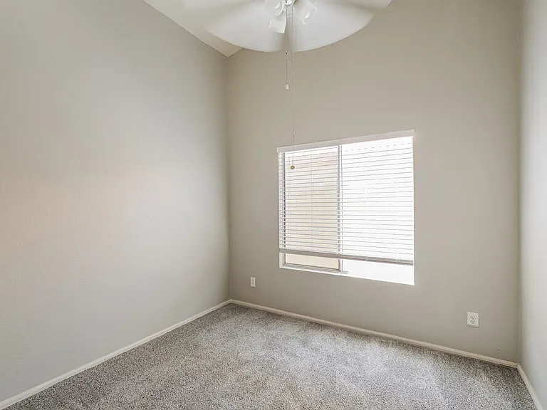2625 S 156th Ave — Photo 13