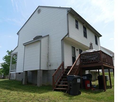 3rd image of 19200 Maurer Ln