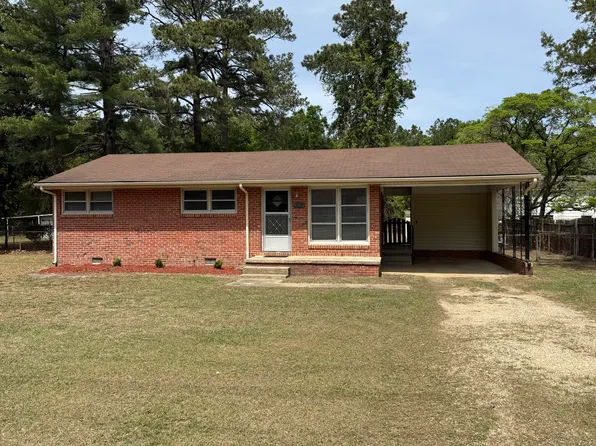 1122 Old Grantham Rd, Goldsboro, NC 27530