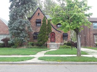 8146 Ward St, Detroit, MI 48228