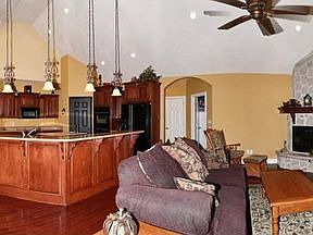 3rd image of 115 Long Drive Ave #N