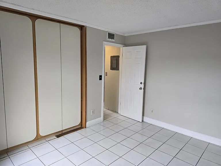 10050 Winding Lake Rd #103 — Photo 9