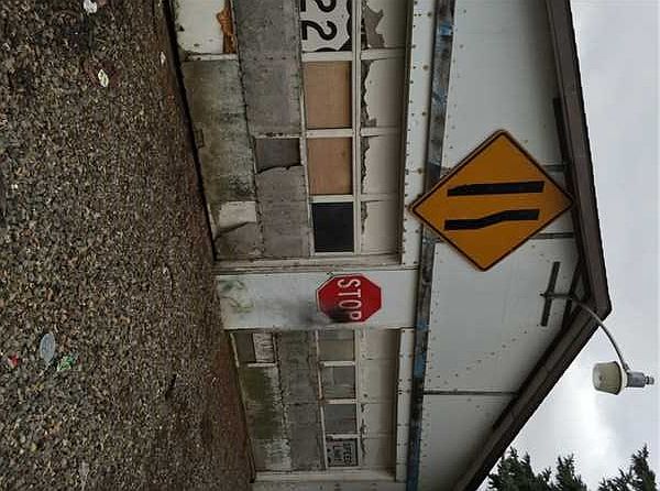 2nd image of 811 Slaughterbeck Rd