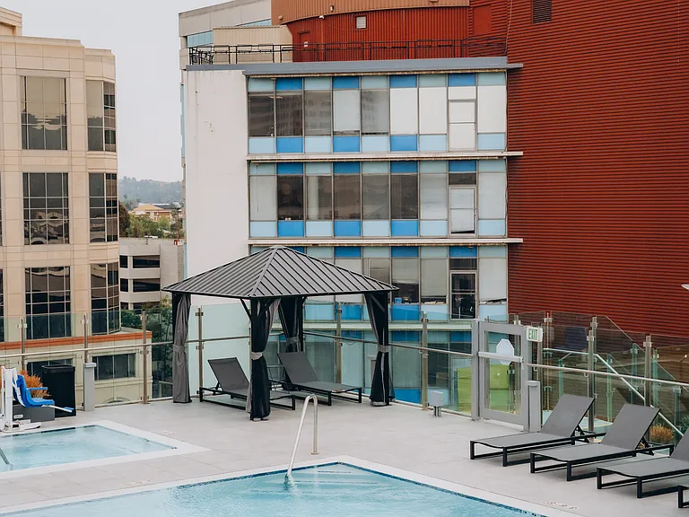 TENTEN Campus Glendale — Photo 20