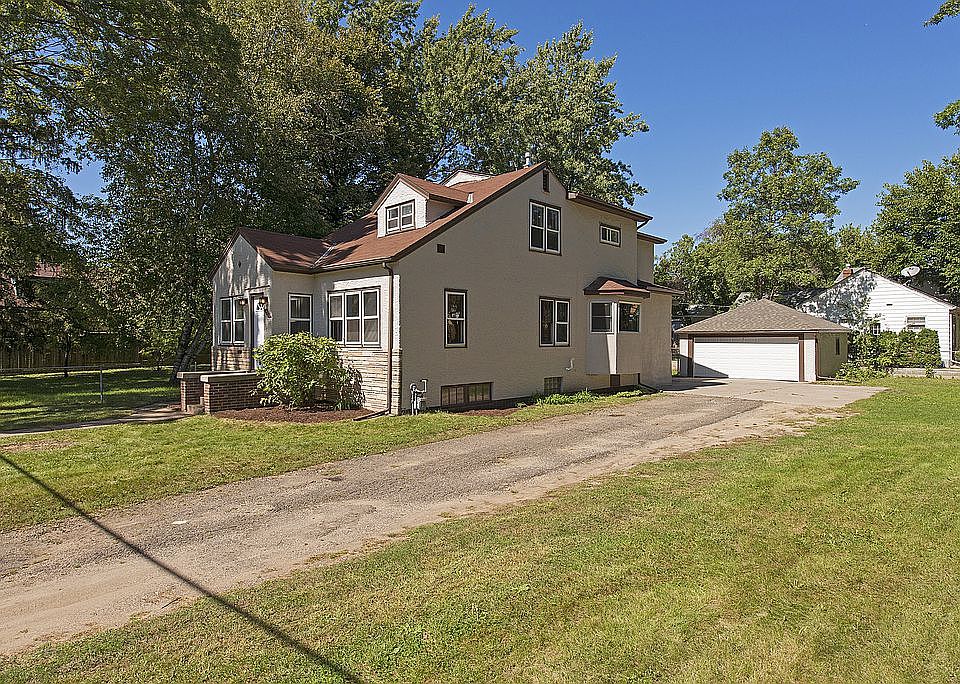 1st image of 661 Orange Ave W