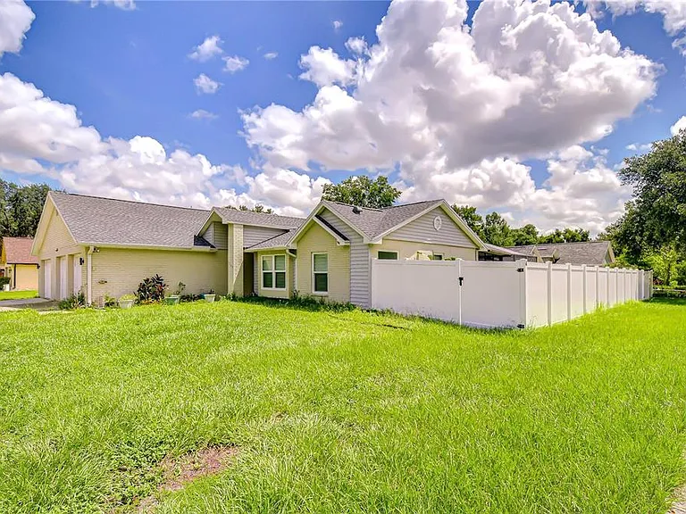 1108 Dockside Dr — Photo 7