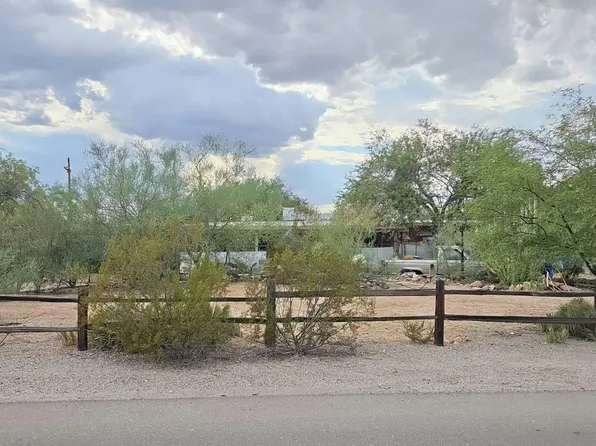 7025 N Montebella Rd, Tucson, AZ 85704