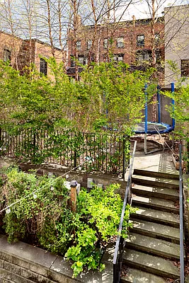 Rented by Engel and Völkers Brownstone Brooklyn | media 12
