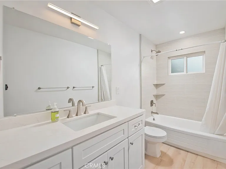 10533 Hillview Ave — Photo 9