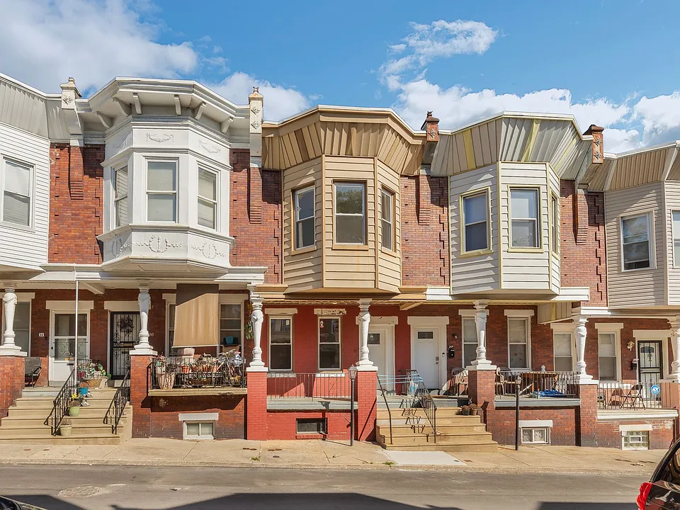 18 W Sharpnack St