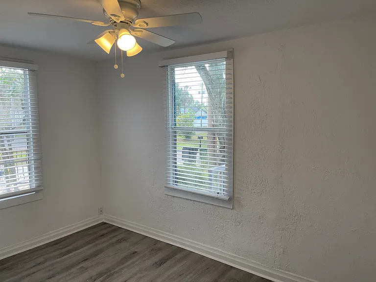 2103 W Grace St — Photo 10