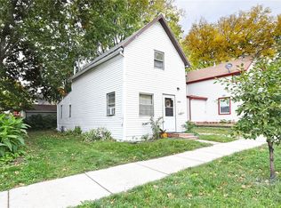 294 E 17th St, Des Moines, IA 50316