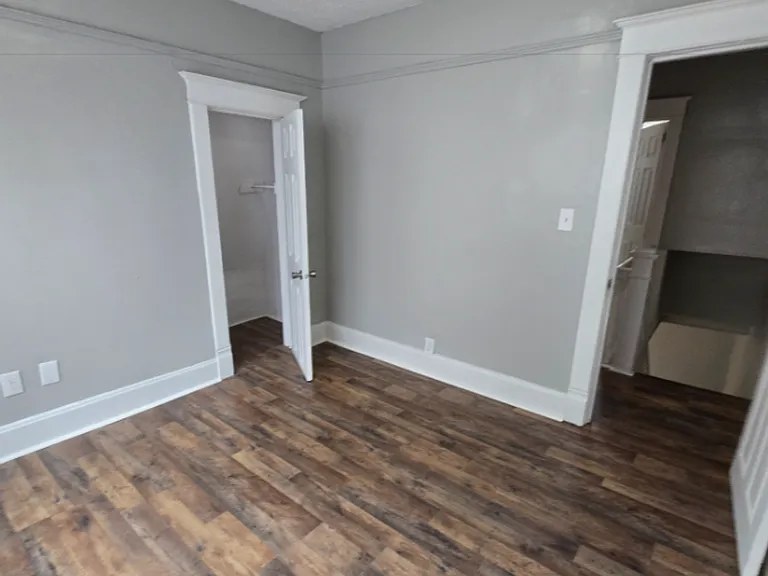 1020 N Ewing St — Photo 8