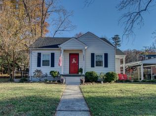 3530 Bunker Hill Dr, Roanoke, VA 24018
