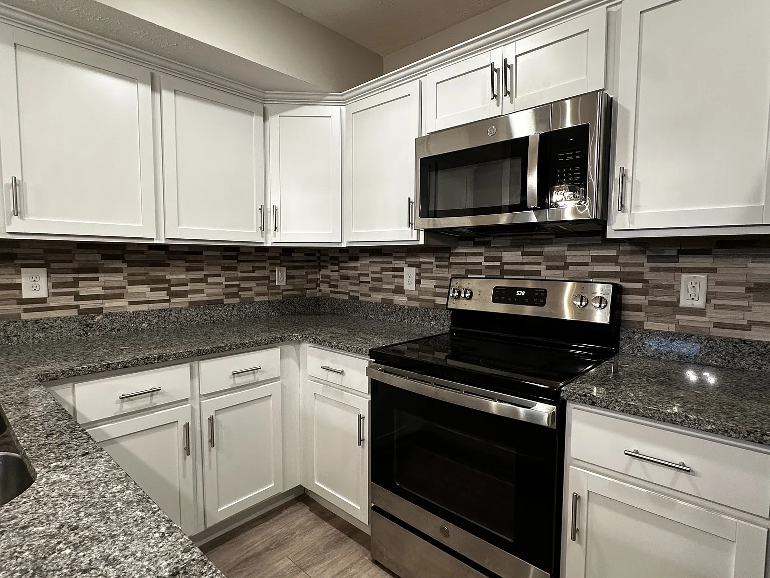 1000 Henry Place Boulevard - Unit 402 - 1 — Photo 4