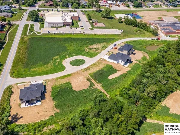 35 Villages Of Monrovia, Papillion, NE 68046