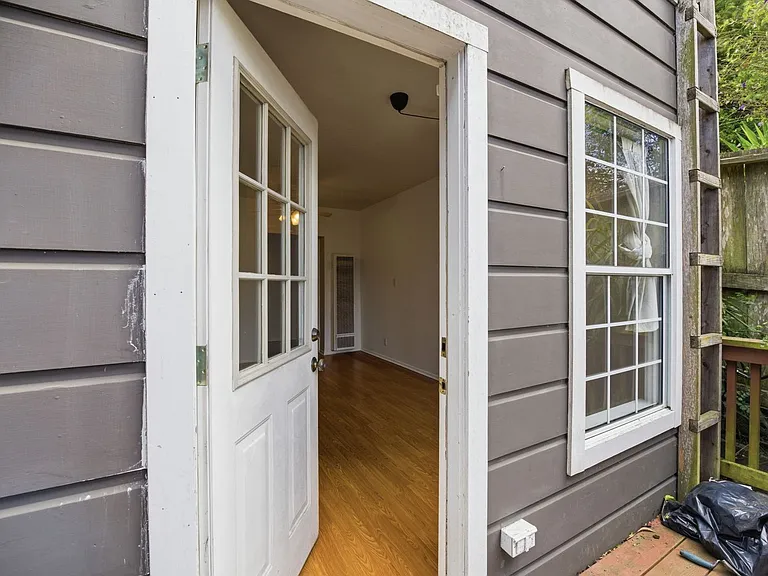 3553 Mission St #C — Photo 20