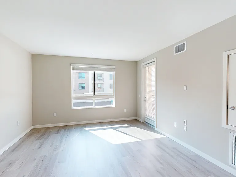 North Grove — Photo 128