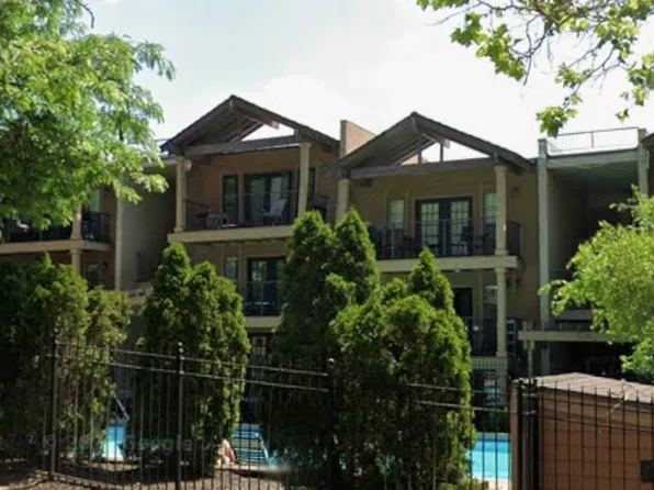 4727 Jarboe St APT 93, Kansas City, MO 64112