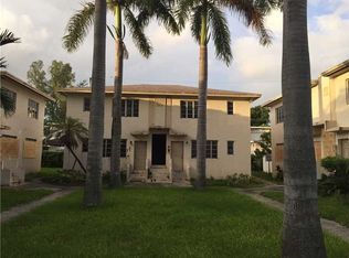 960 SW 2nd St APT 4, Miami, FL 33130