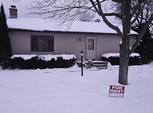 1244 Sherrin St, Oshkosh, WI 54904