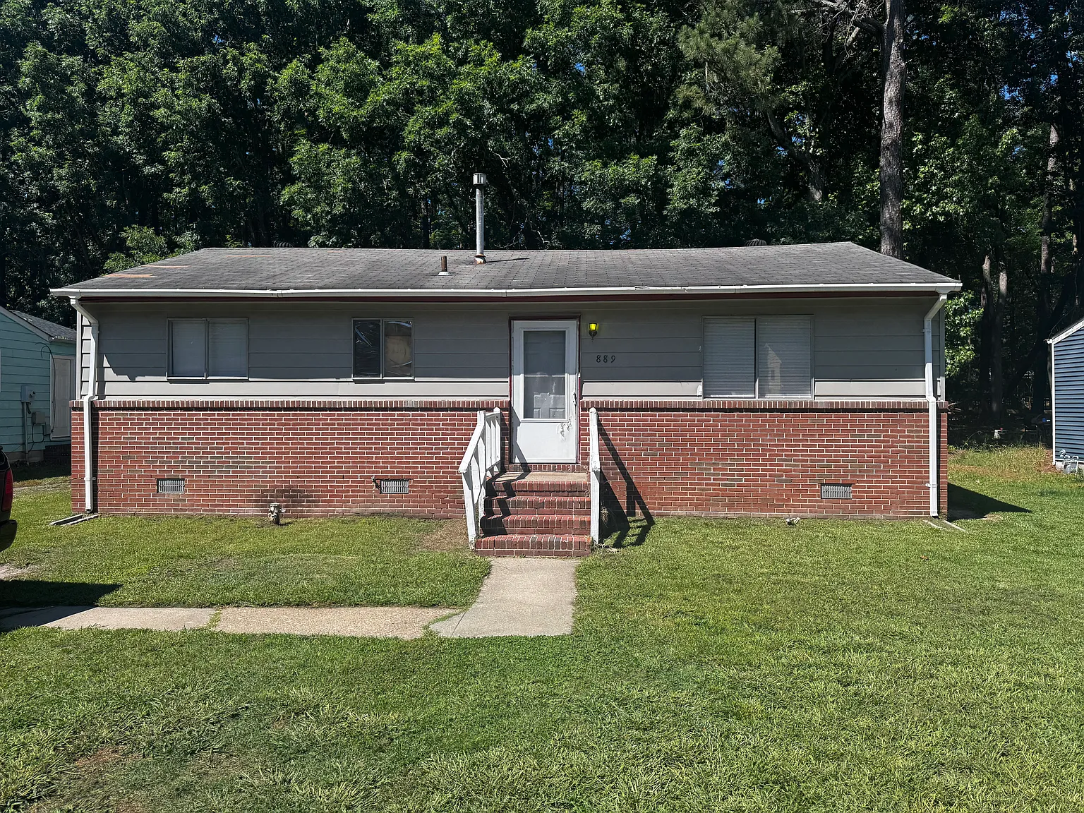 4 bed, 1144 sqft, $1,595 — Photo 1
