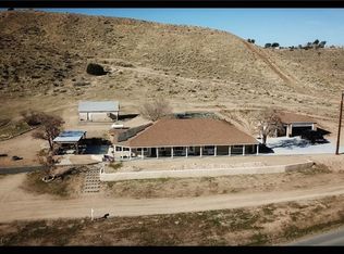 7250 Arrowhead Lake Rd, Hesperia, CA 92345