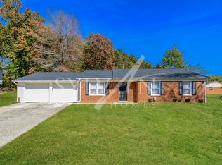 2825 Bainbridge Ct, Winston Salem, NC 27105