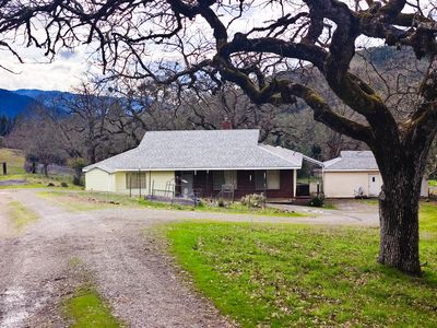 2872 Wards Creek Rd, Rogue River, OR, 97537