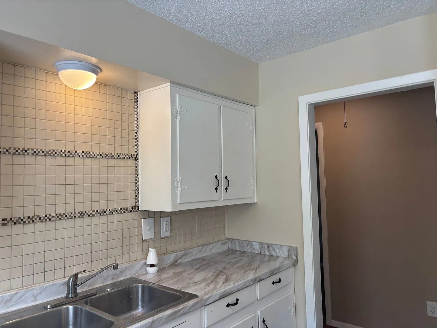 Welcome to 2756 WIndsor Pkwy! — Photo 3