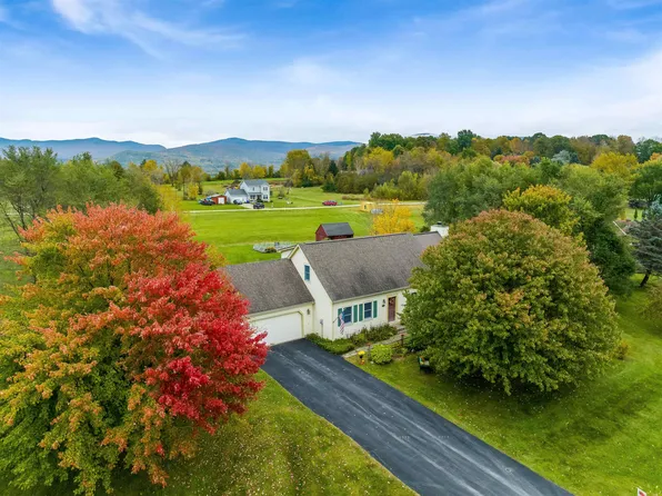 11 Sunset Drive, Brandon, VT 05733